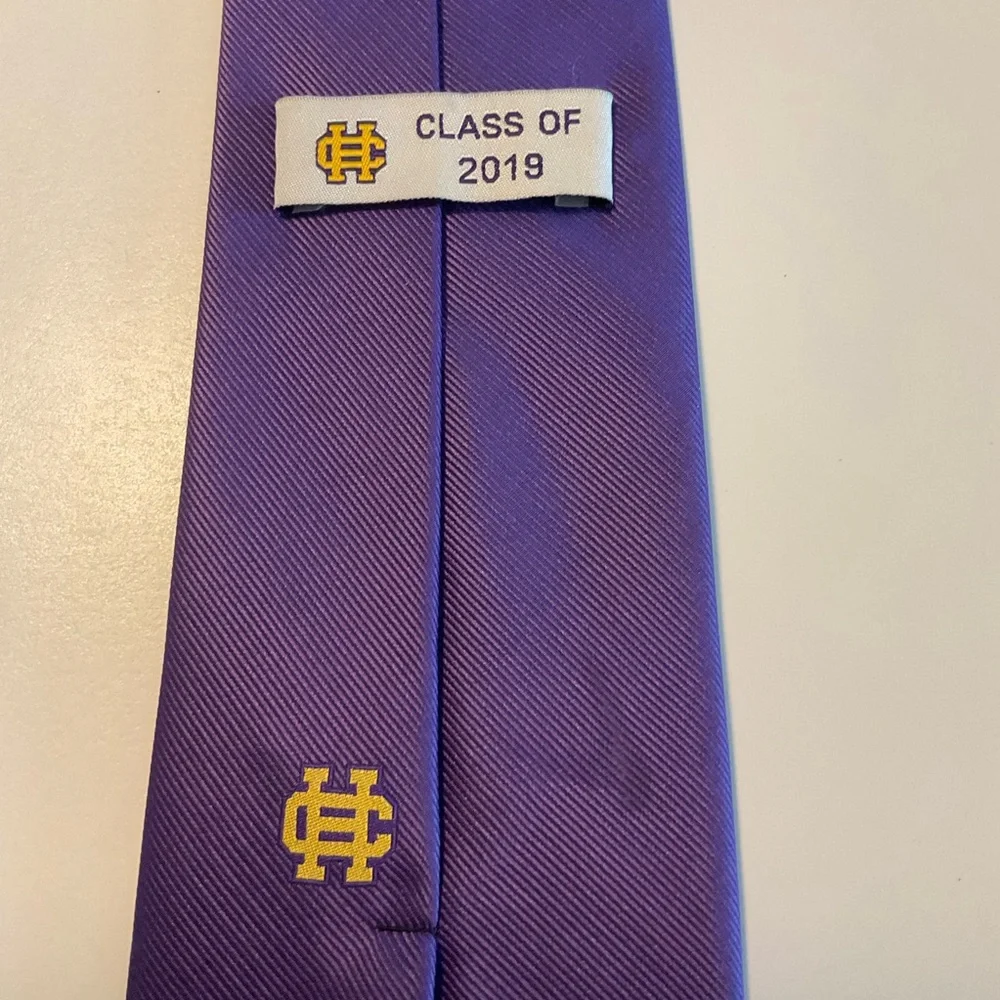 Catholic High, LR, AR, Tie & Belt, Tie-Class of 1999 purple 59” x 3”, Belt-Sz 32 - Picture 4 of 16
